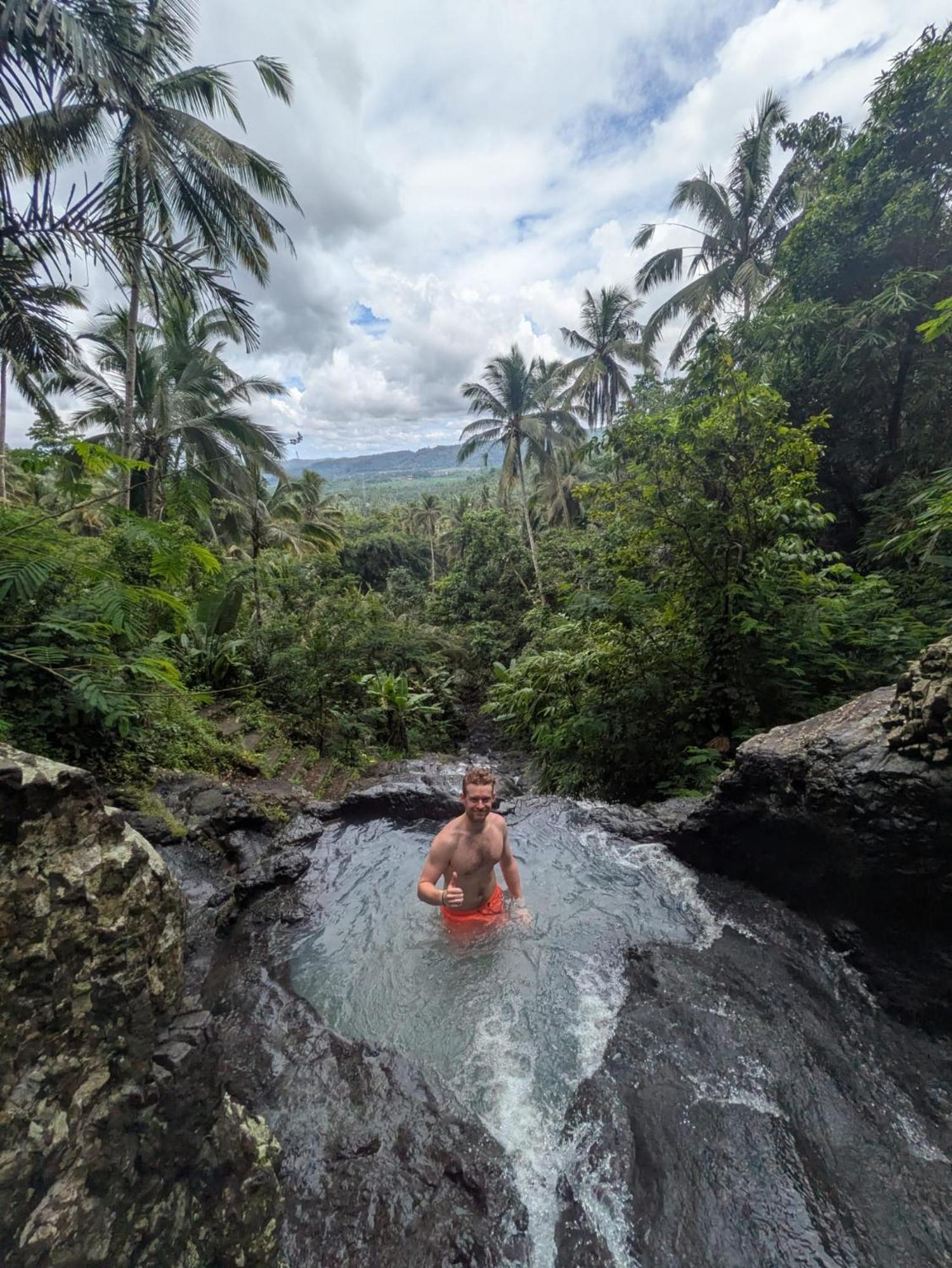 Pondok Manca Undisan Buitenkant foto